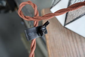 丸みのあるフォルムのステンドグラスペンダントライト おしゃれ照明