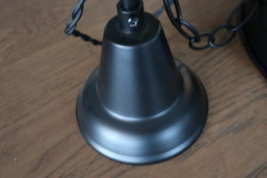 長さ調整できるチェーン式ライト,メンズライクな空間づくりに