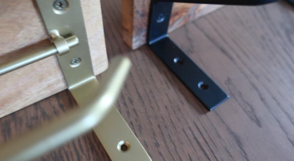 壁付けトイレットペーパーホルダーpo177の2カラー