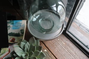 ガラスカラーーが魅力的な照明